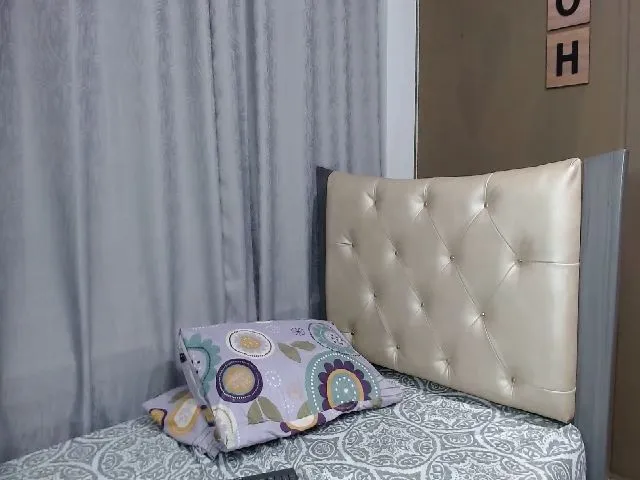 Live sex webcam photo for ScarletDsire #259922507