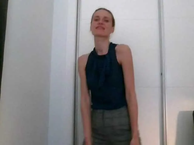 Live sex webcam photo for CelesteKissab #241384144