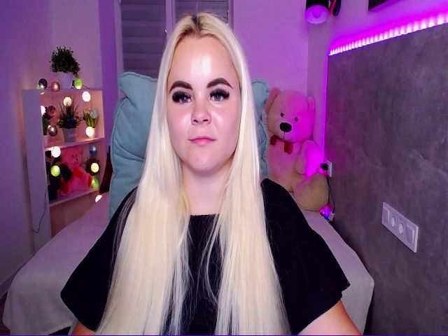 Live sex webcam photo for Jenni__fer #253609023