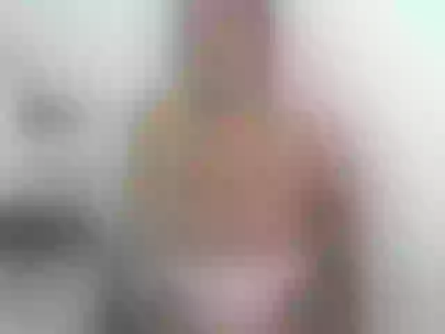 Live sex webcam photo for LindsayHoffma #263819768