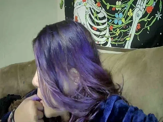 Live sex webcam photo for Lilmisspurp #254754363