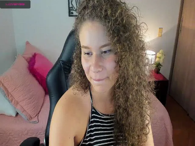 Live sex webcam photo for Alexajr #254383075