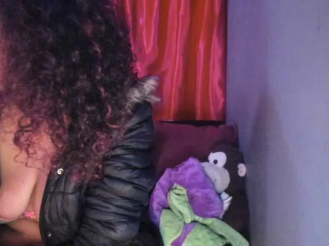 Live sex webcam photo for katrina-lov #241382466