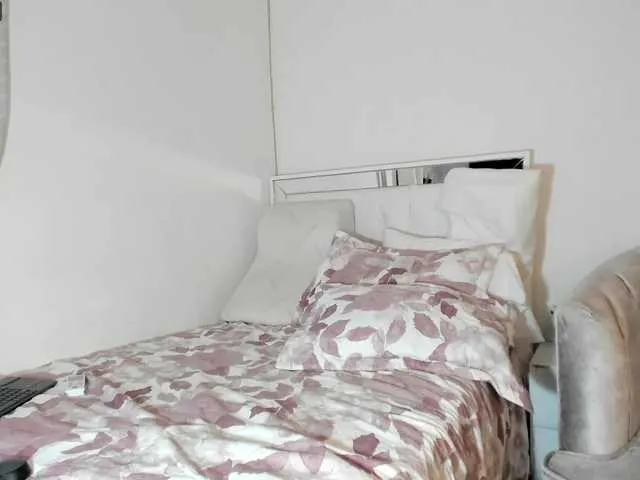 Live sex webcam photo for aihnoa #245167448