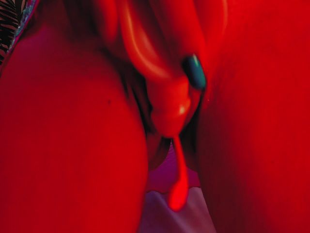 Live sex webcam photo for Angelinque #253255134