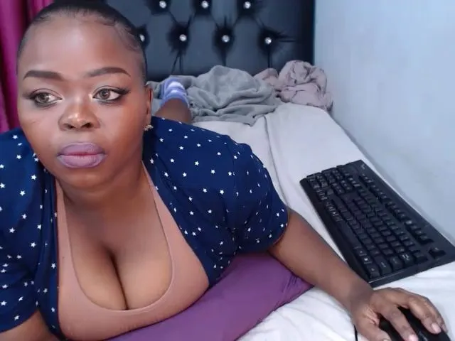 Live sex webcam photo for VioletcageZA #254576992