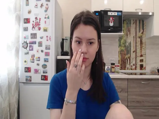 Live sex webcam photo for WonderXGirlXX #259824311