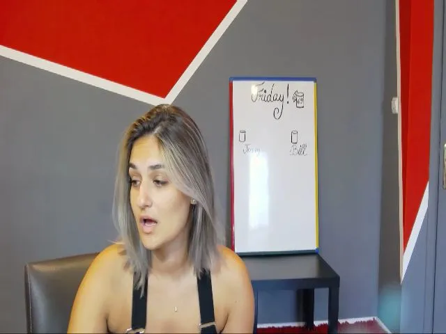 Live sex webcam photo for SecretAmber #265536202