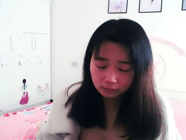 Live sex webcam photo for Kumamong #241183357