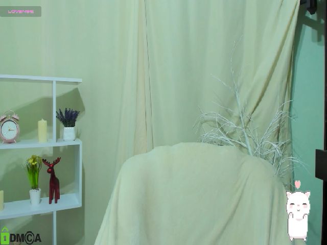 Live sex webcam photo for Gloria_grey_ #258861232