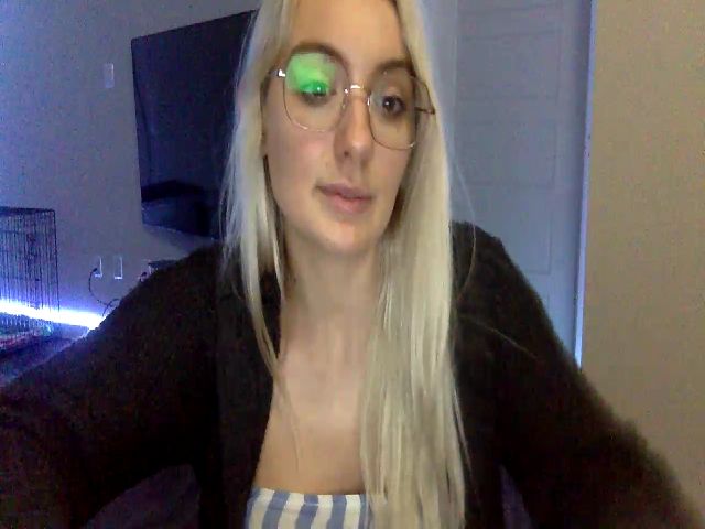 Live sex webcam photo for Sammy_gray #253361359