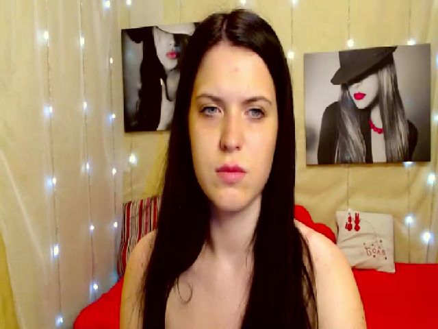 Live sex webcam photo for Antonia_W_ #262279608