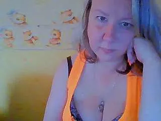Live sex webcam photo for DiamondPussy #244932070