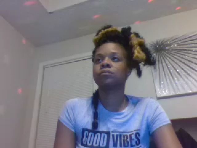 Live sex webcam photo for BeautifulKash #255209560