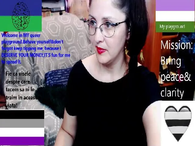 Live sex webcam photo for ImperatrizaS #252856686