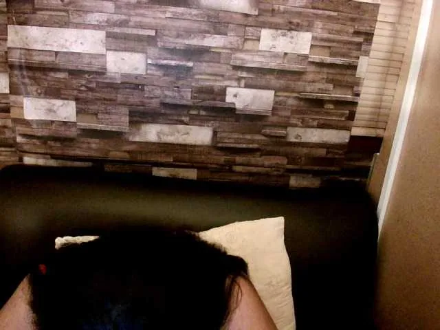 Live sex webcam photo for Indiantasha #287986022