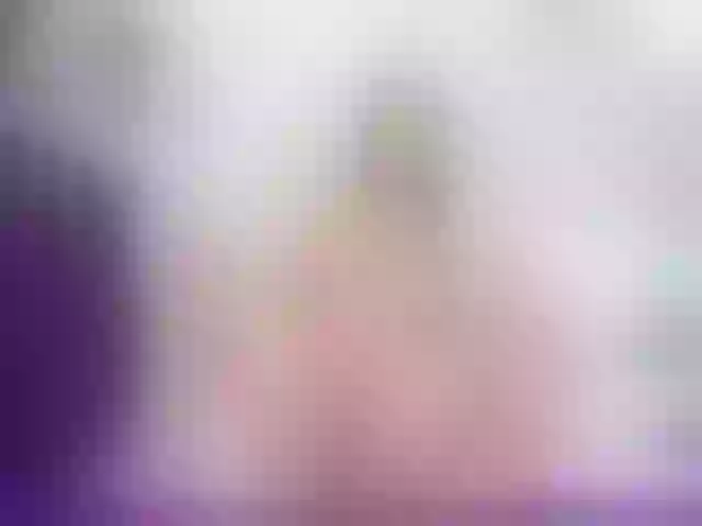 Live sex webcam photo for MilfVenus #256598197