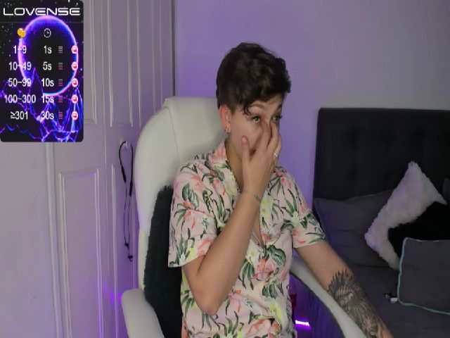 Live sex webcam photo for SalemJimenez #259057388