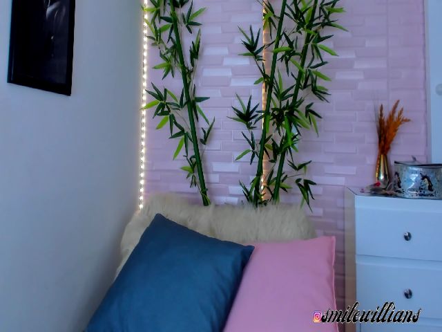 Live sex webcam photo for Lorenwillians #259953683