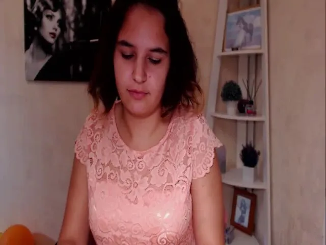 Live sex webcam photo for Erin_Holmes #265532081