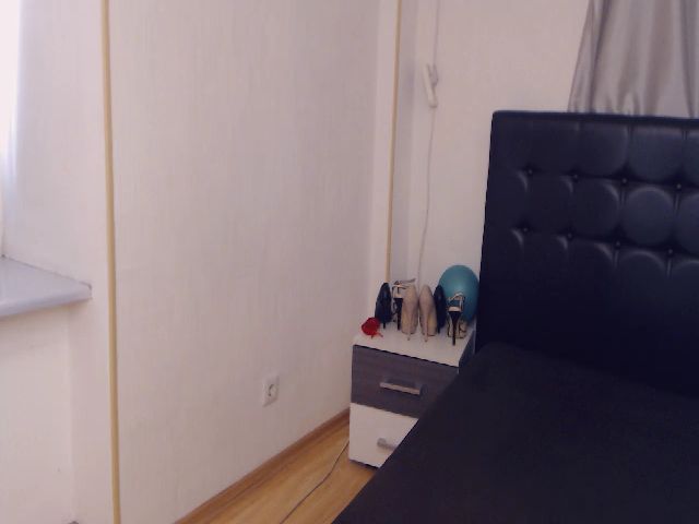 Live sex webcam photo for Asoll77 #264272976