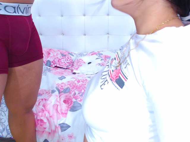 Live sex webcam photo for SexCoupleFire #241231237