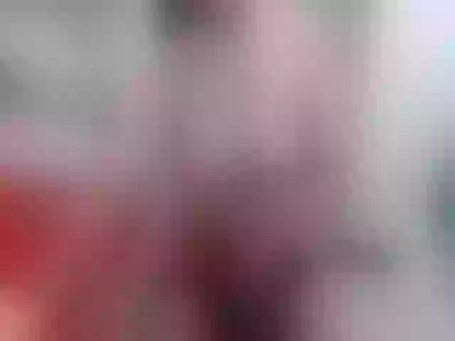 Live sex webcam photo for JullieMilf #255034462