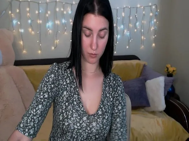 Live sex webcam photo for JenniferGill #254456801