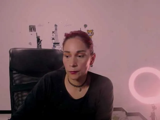 Live sex webcam photo for sharolsex30 #263654370