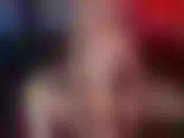 Live sex webcam photo for EmbryOlisse #258329160