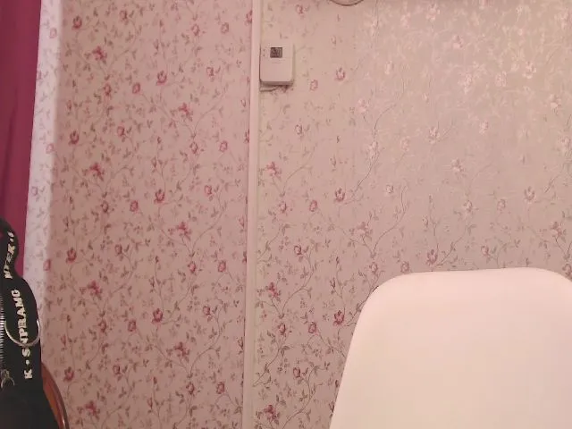 Live sex webcam photo for Arianaskysexx #258492050