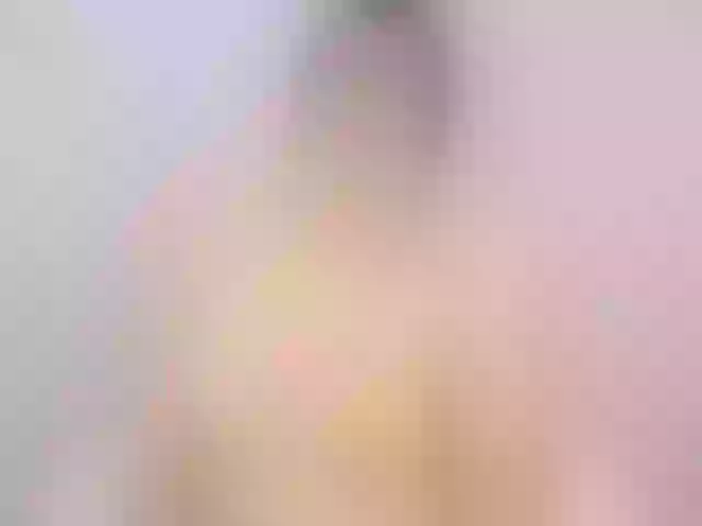 Live sex webcam photo for eliza01 #241352722
