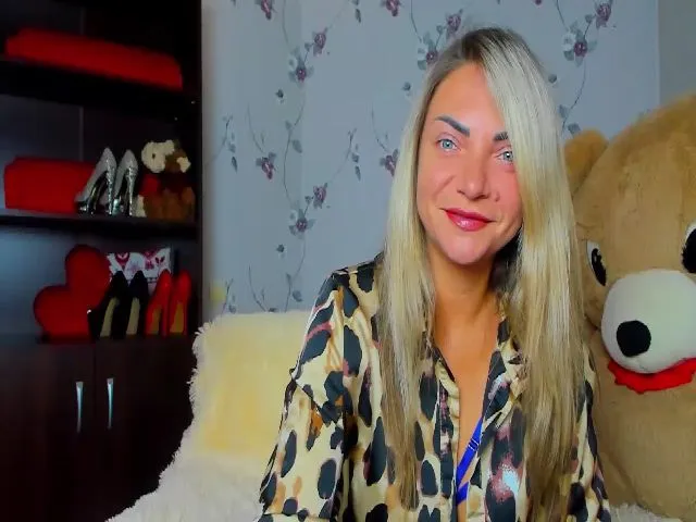 Live sex webcam photo for Alisa_Sims #263872036