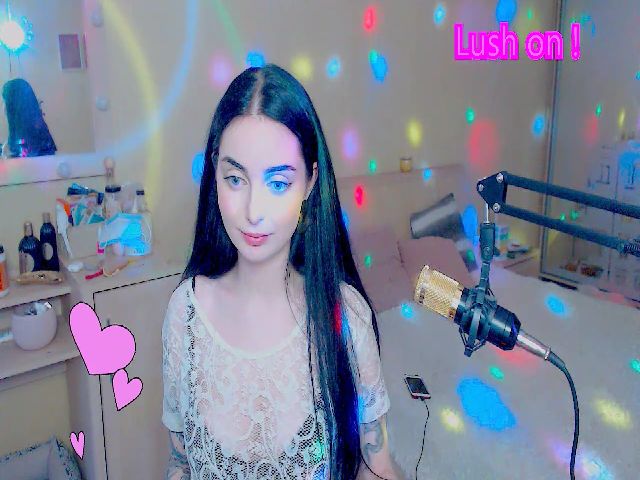 Live sex webcam photo for sunshinebabee #255211117