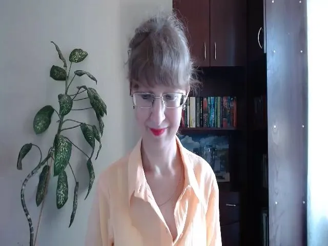 Live sex webcam photo for Superledystar #252501649