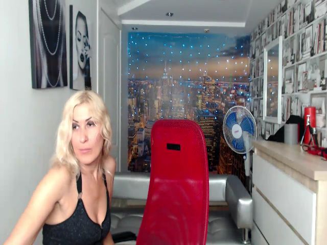 Live sex webcam photo for Lovely_della #256464731