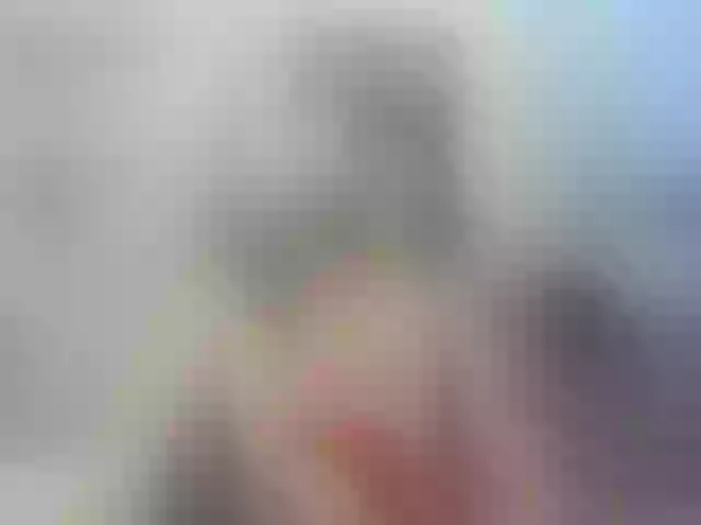 Live sex webcam photo for LorianeLinda #260023667