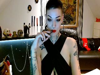 Live sex webcam photo for DaemonInk #251975898