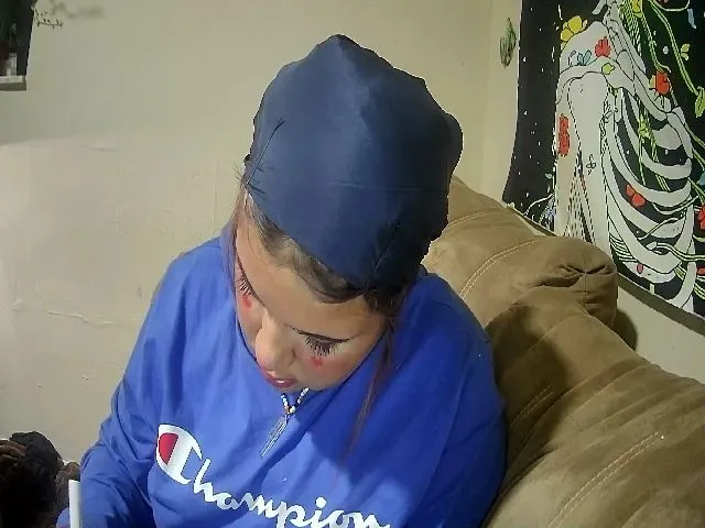 Live sex webcam photo for Lilmisspurp #256173251