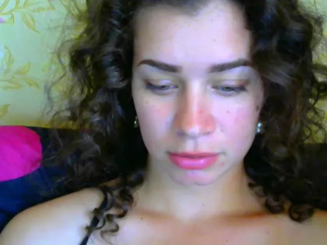 Live sex webcam photo for SofiAmeli #255922905