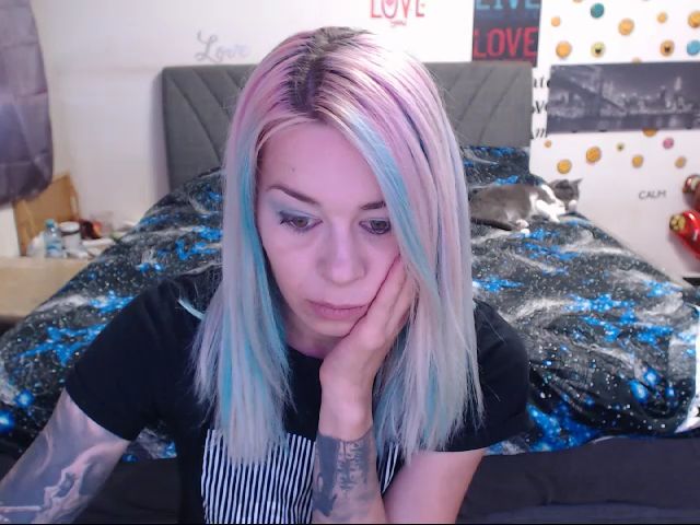 Live sex webcam photo for Directgirl #261277063