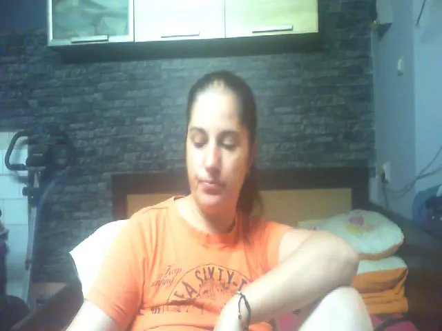 Live sex webcam photo for MGabrielle #253721189