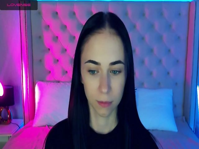 Live sex webcam photo for MilkaBabyDoll #255674827