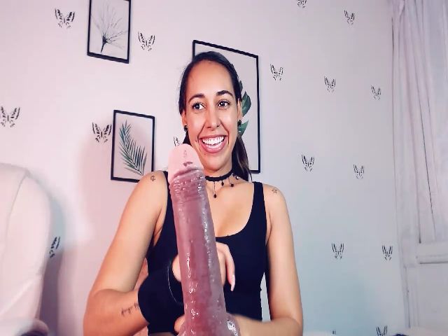 Live sex webcam photo for Tamy_bennett #262095156