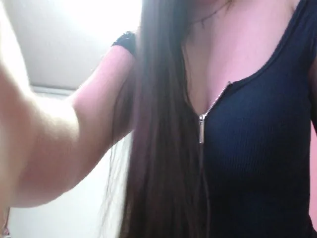 Live sex webcam photo for Frida_porn #261743889