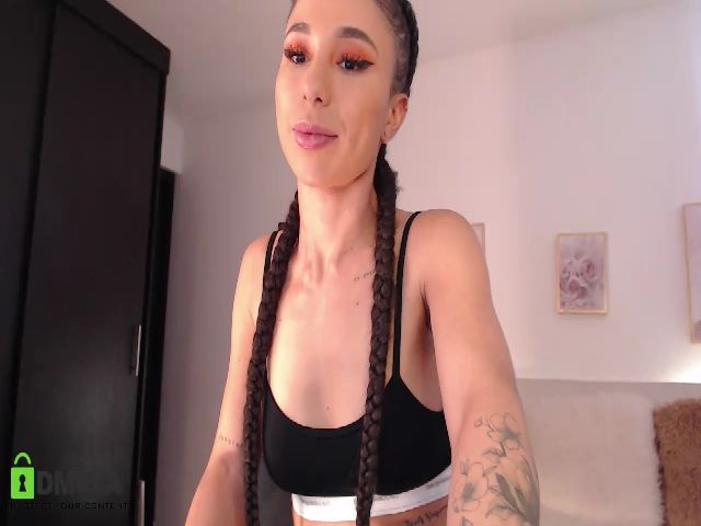 Live sex webcam photo for Annie_es #263201156