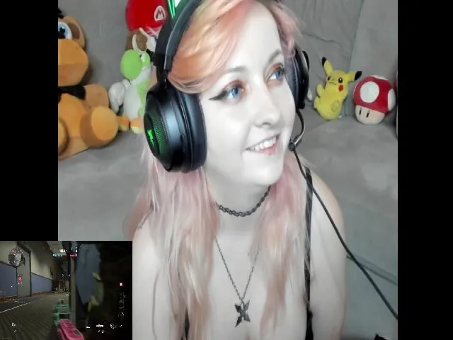 Live sex webcam photo for PrincessBluu #258289625