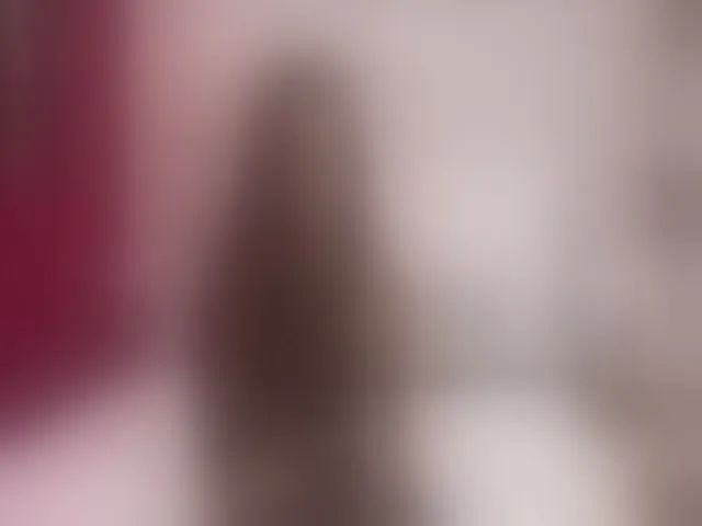 Live sex webcam photo for RubyStar0 #258290464