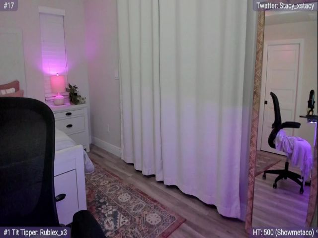 Live sex webcam photo for Stacy_x3 #260474432