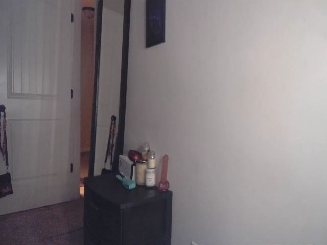 Live sex webcam photo for KaliSoKute #260329610